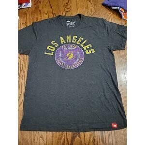 Los Angeles Lakers Shirt Mens Size XL NBA Basketball Tshirt Top tee